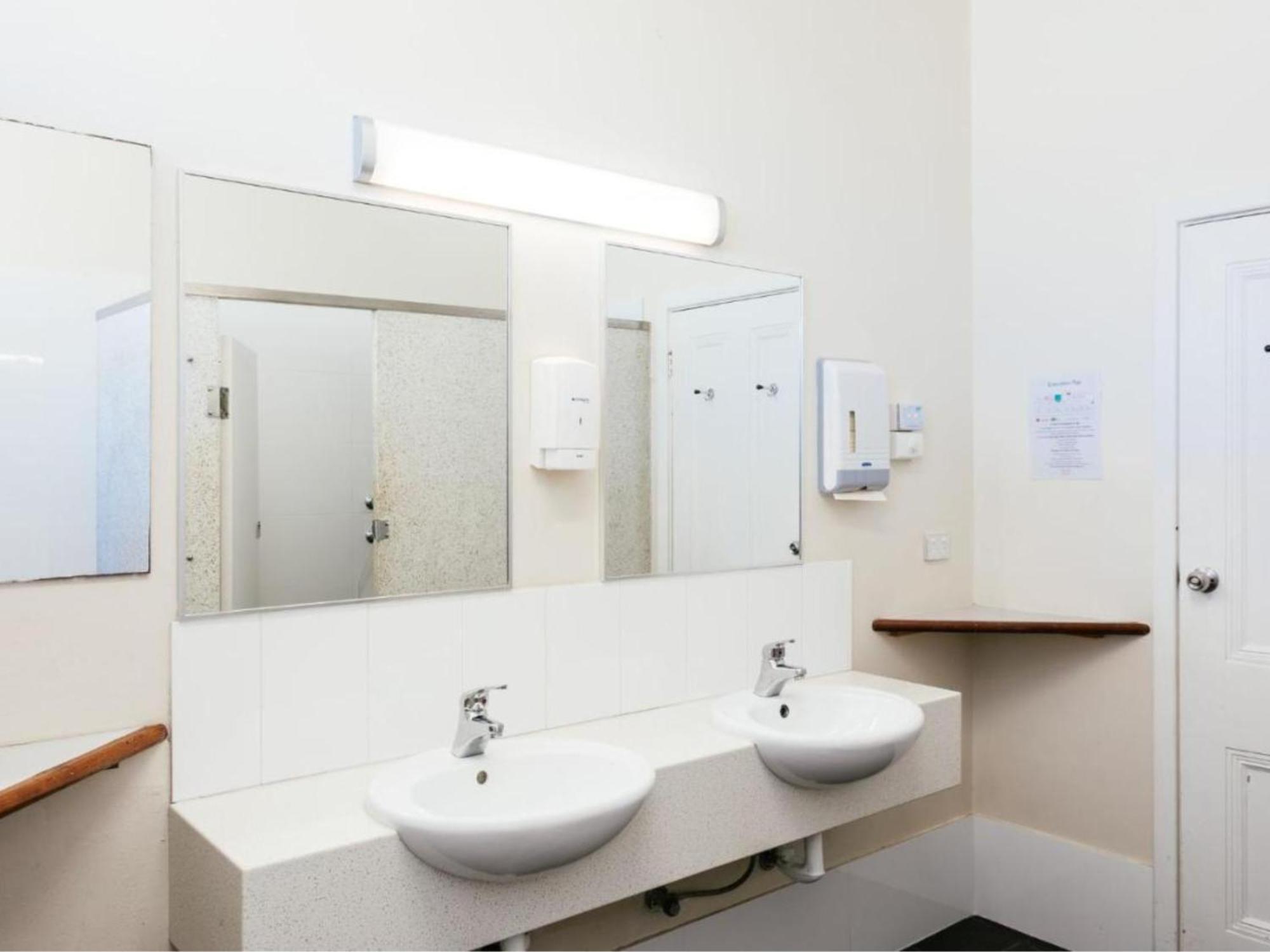 Six Degrees Boutique Hotel Albany Ngoại thất bức ảnh
